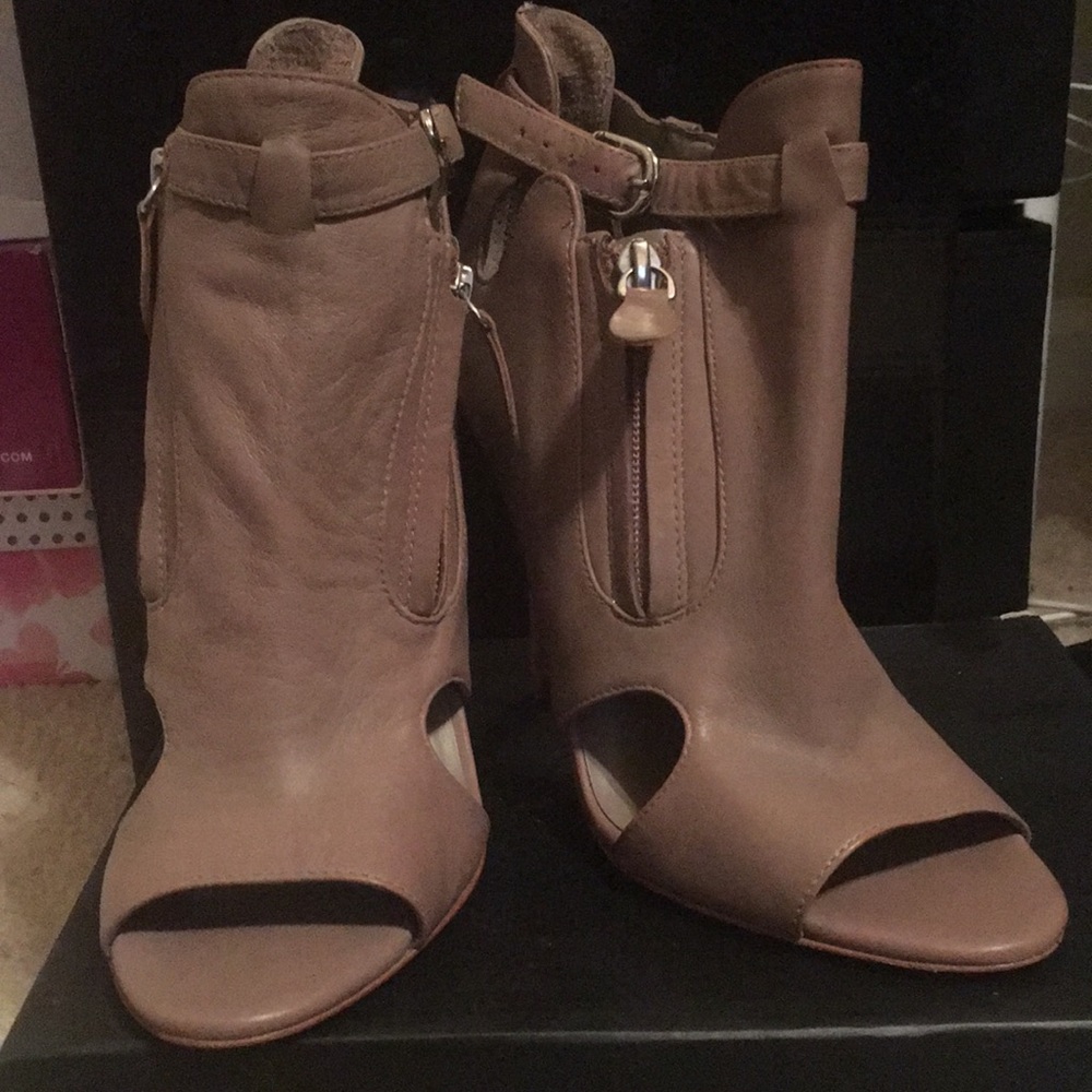 Steve Madden Peep Toe Ankle Heels